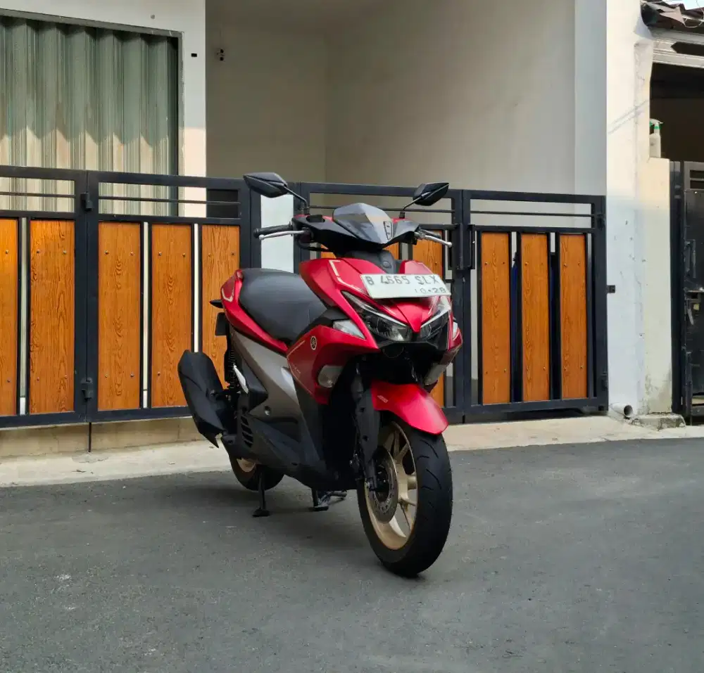 Yamaha Aerox S ABS Keyless (Tipe Tertinggi) MULUSSS Surat Lengkap