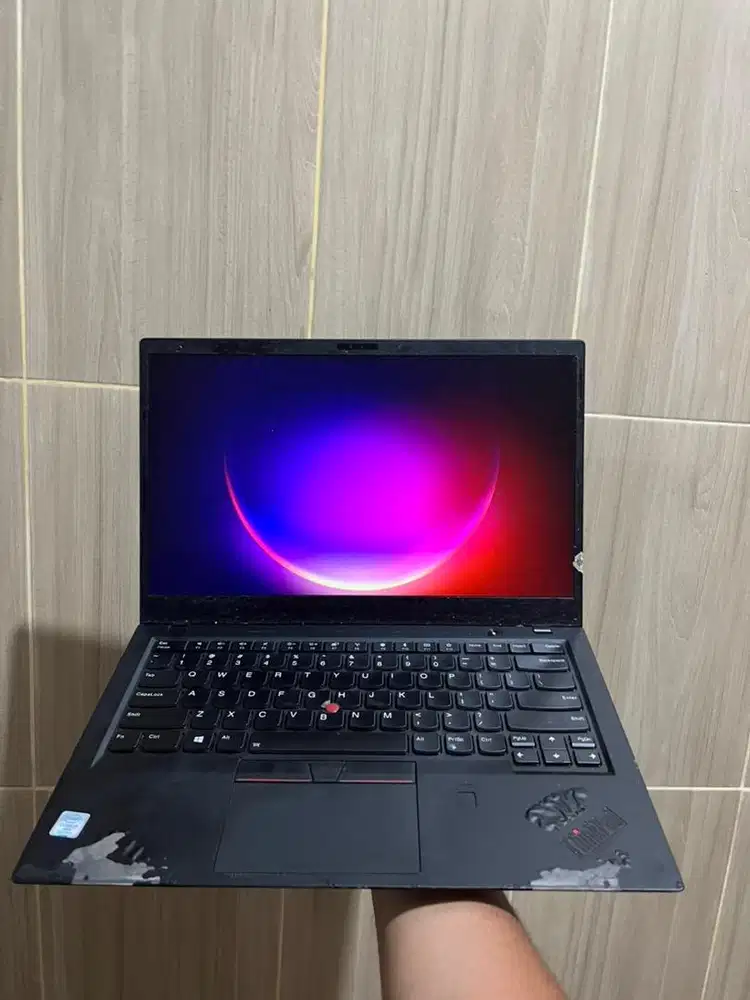 Lenovo x1 carbon i7 gen 8 touchscreen 8/256