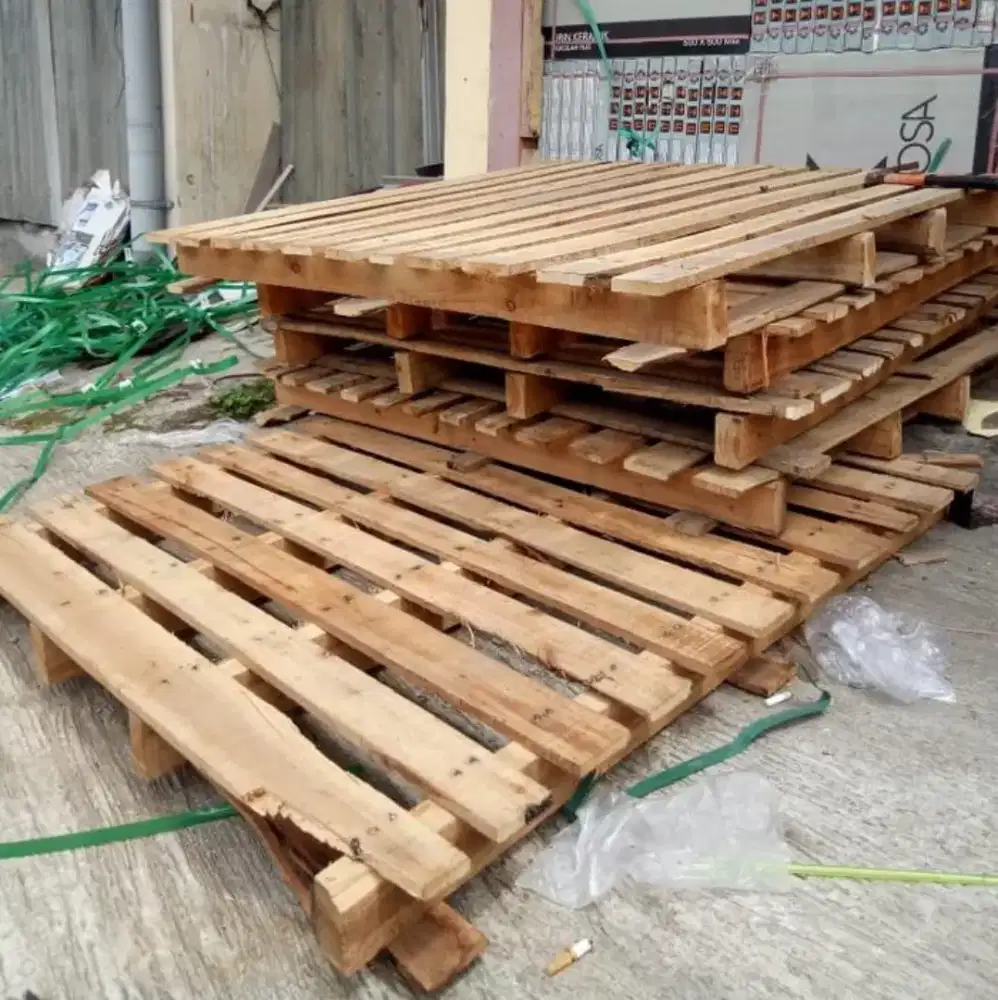 Jual pallet kayu bekas 120x100 12cm utuh