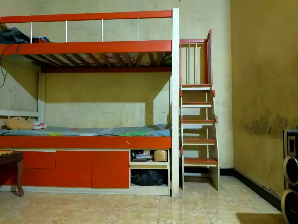 Tempat tidur anak tanpa kasur