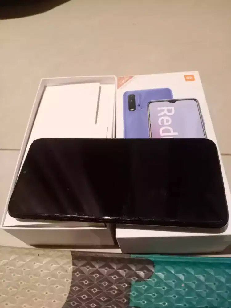 Xiaomi Redmi 9T 4/64 komplit
