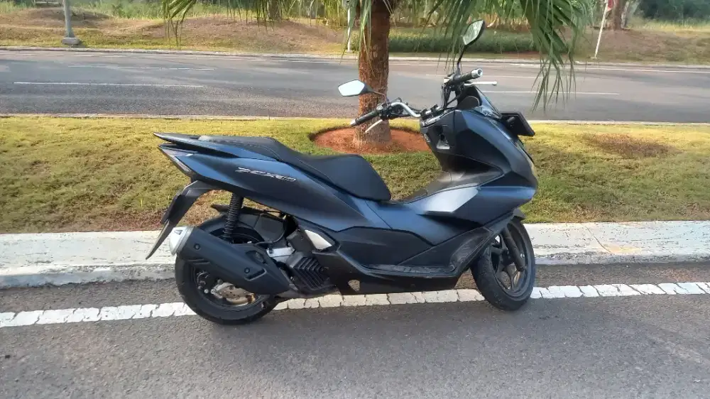 Bismillah jual pcx 2024 cbs surat lengkap pajak hdup meisn cvt halus