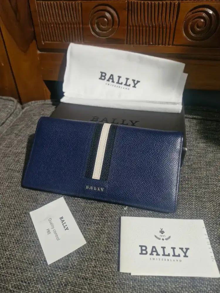 Preloved dompet panjang bally original mulus