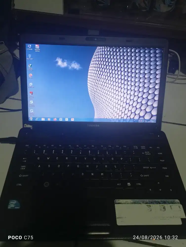 TOSHIBA Satelite C600, HDD320, Ram 2GB, Lyr 14, Siap Pakai