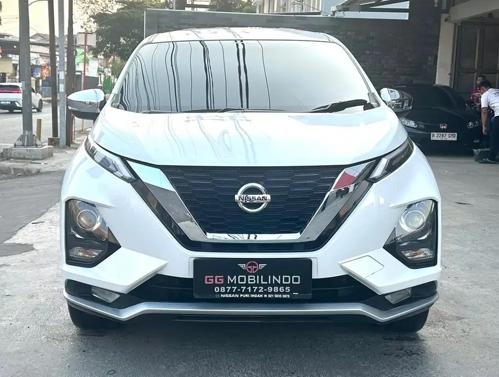 Nissan Livina 1.5 VL Automatic Pemakaian Th 2022
