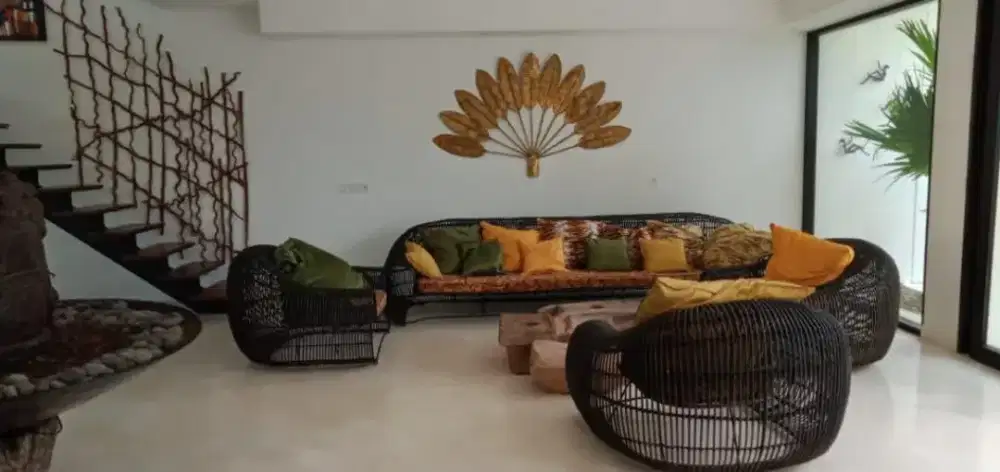 Di cari ART/cleaning service VILLA