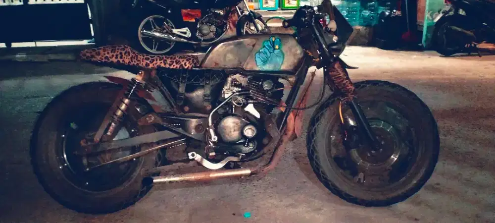 Caferacer custom pulsar