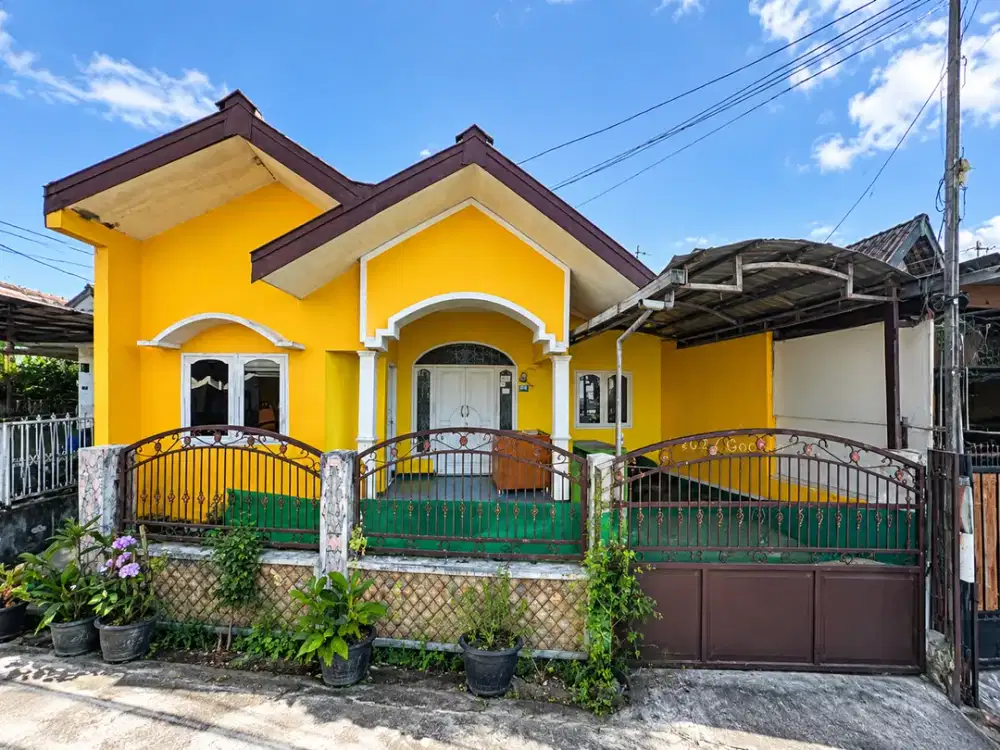 TURUN HARGA – JUAL CEPAT, BU  RUMAH DIJUAL – JL. JAKSA AGUNG SUPRAPTO, PUSAT KOTA MALANG