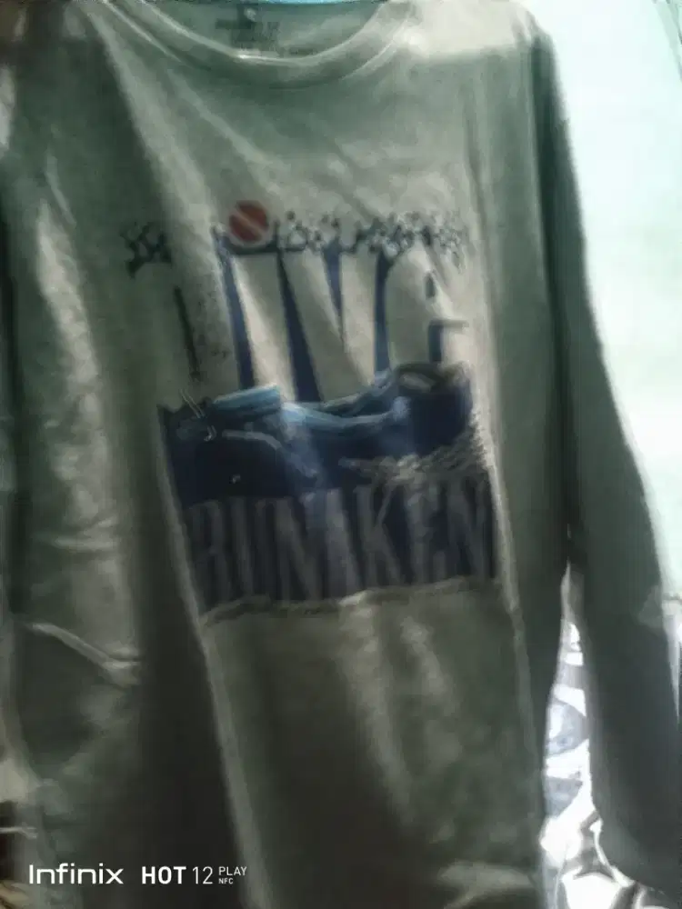 WTS - Kaos Lengan Panjang Abu Bunaken (Preloved Terawat)