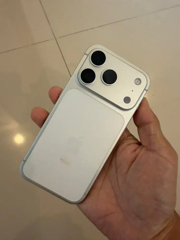 Iphone 17 pro silver 512gb ibox