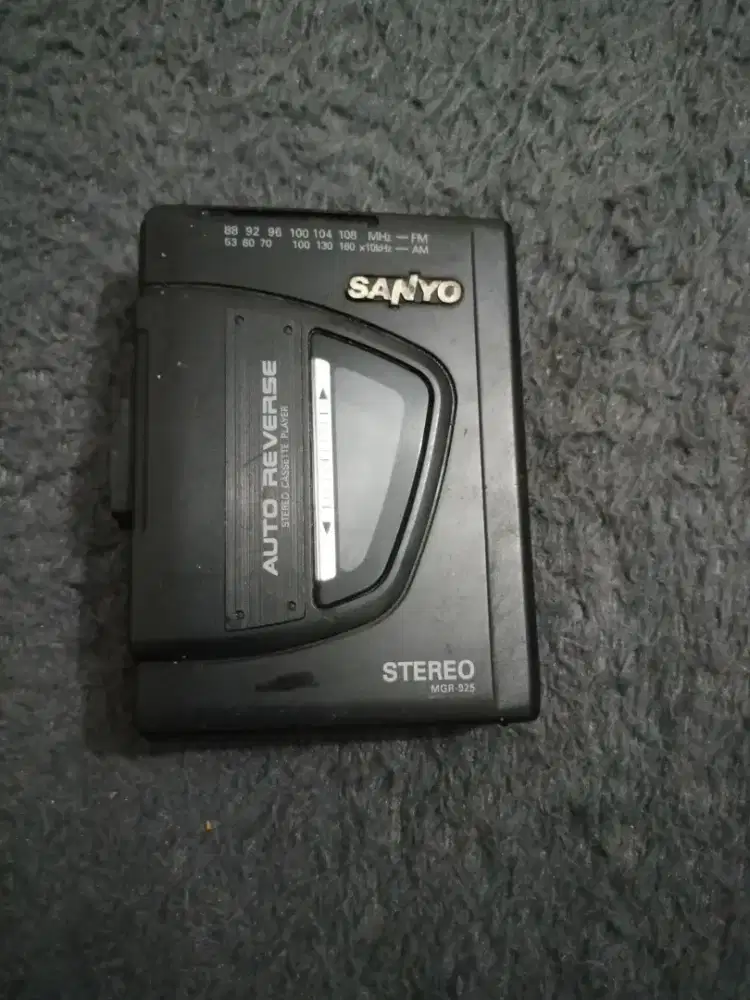 walkman sanyo MGR-925
