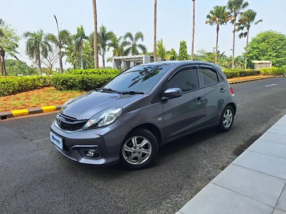 LOW DP Honda Brio Satya 1.2 E Bensin-AT 2017 7FQ