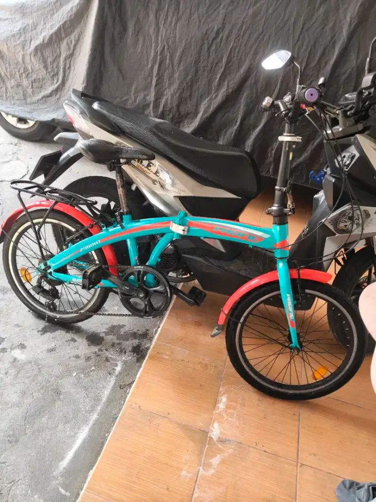 Lipat Pasifik  second
