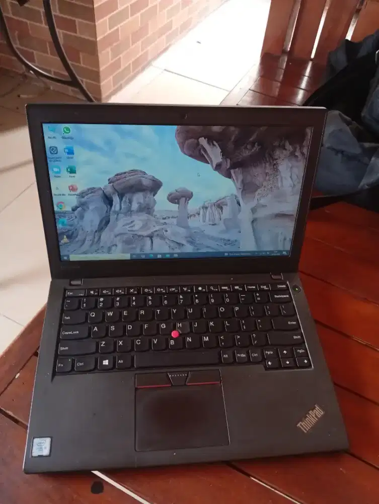 thinkpad x270 core i5 gen 6 Ram 8/256