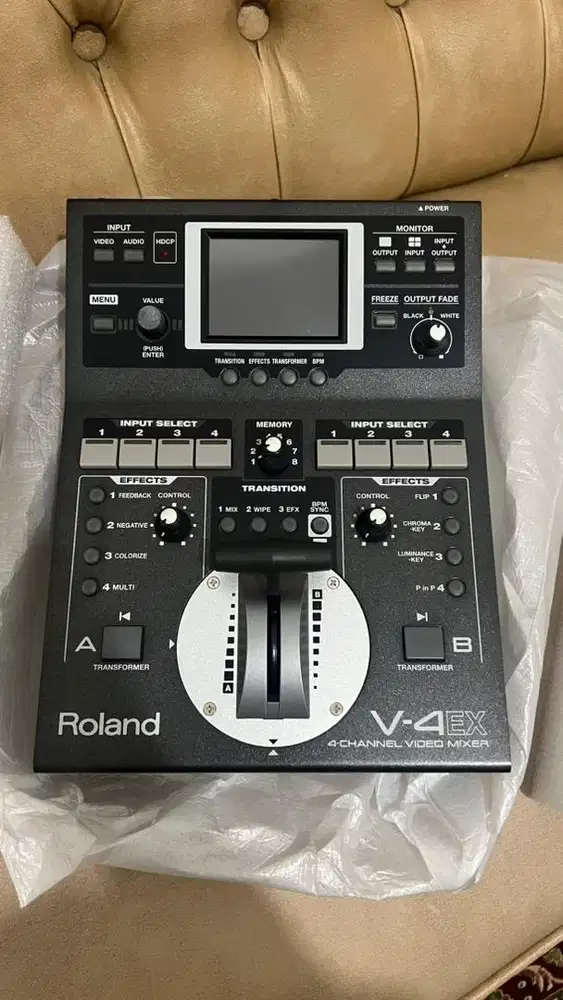 Switcher Roland V4ex