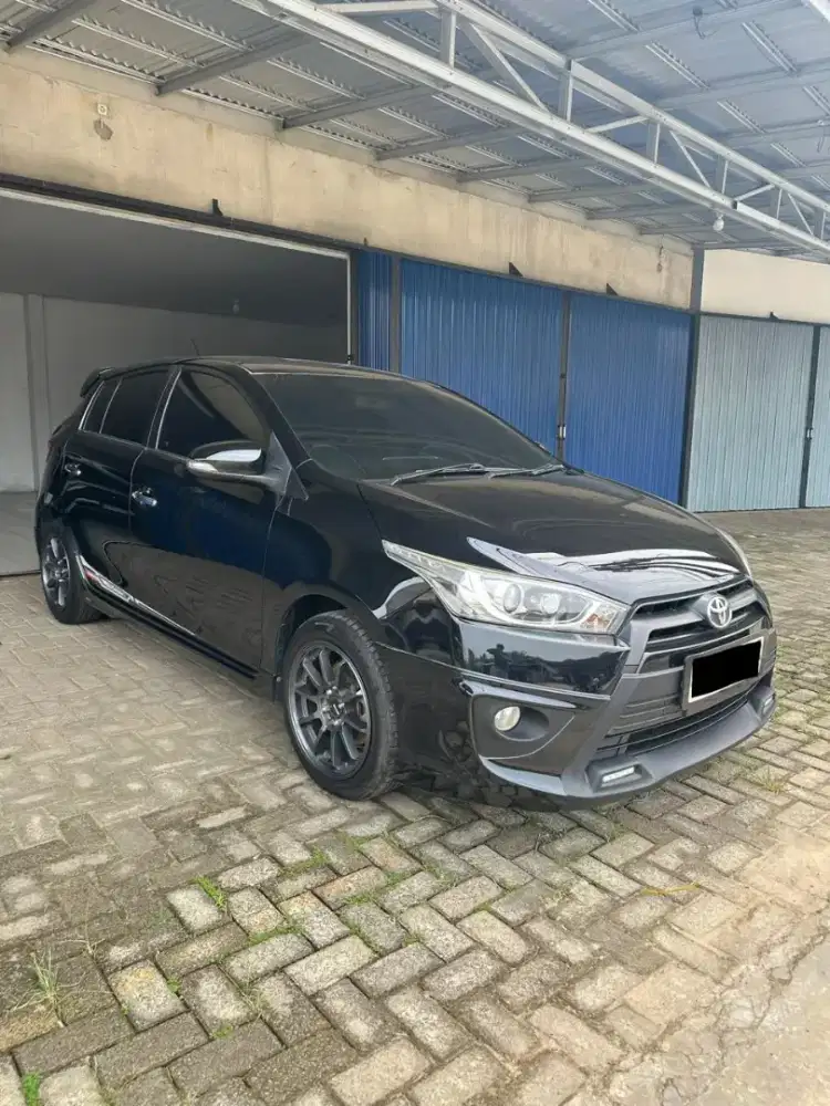 Dijual cepat Toyota Yaris 1.5 S trd 2015 automatic