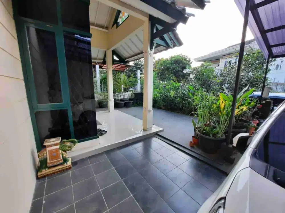 Rumah Siap Huni halaman luas di Gading Regenci soekarno hatta buah batu