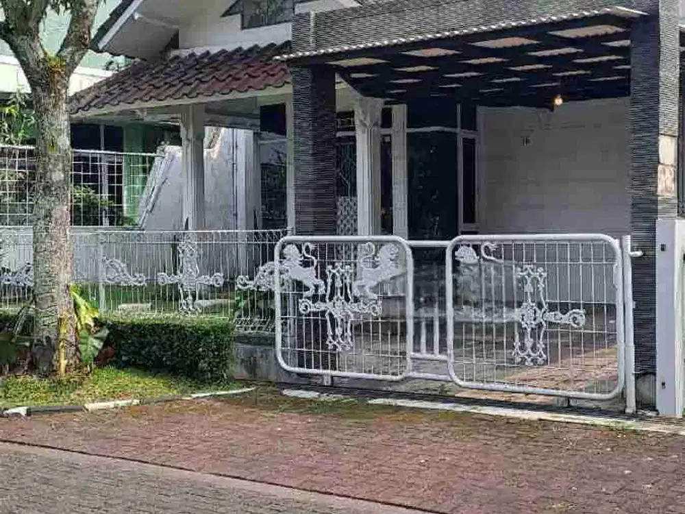 Rumah nyaman asri di Gading Regenci Soekarno Hatta Buah Batu