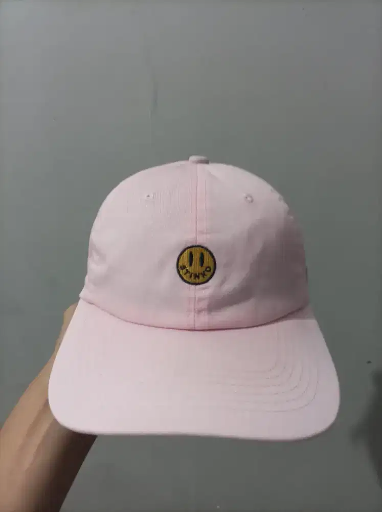 Topi Elstinko setelan tali