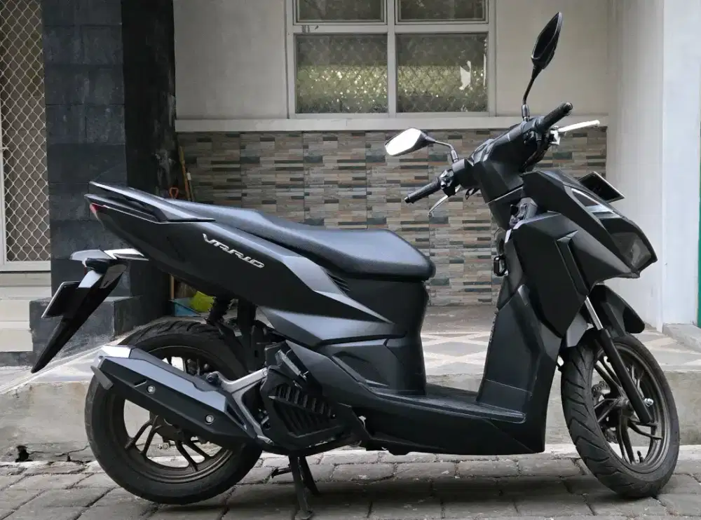Honda VARIO 125 Keyless ISS Hitam doff 2026
