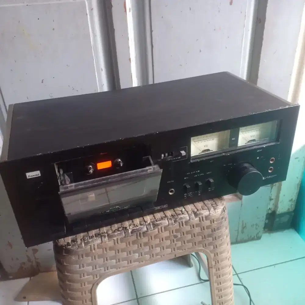 Tape deck sansui d-90 cukup mulus