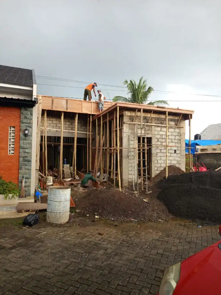Tukang bangunan seebabisa