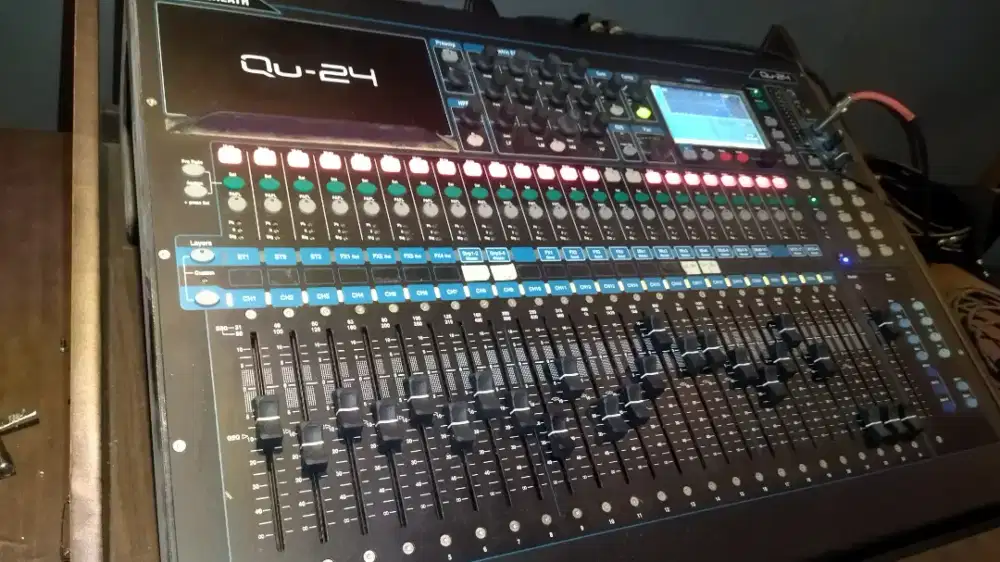 Allen & Heath QU24