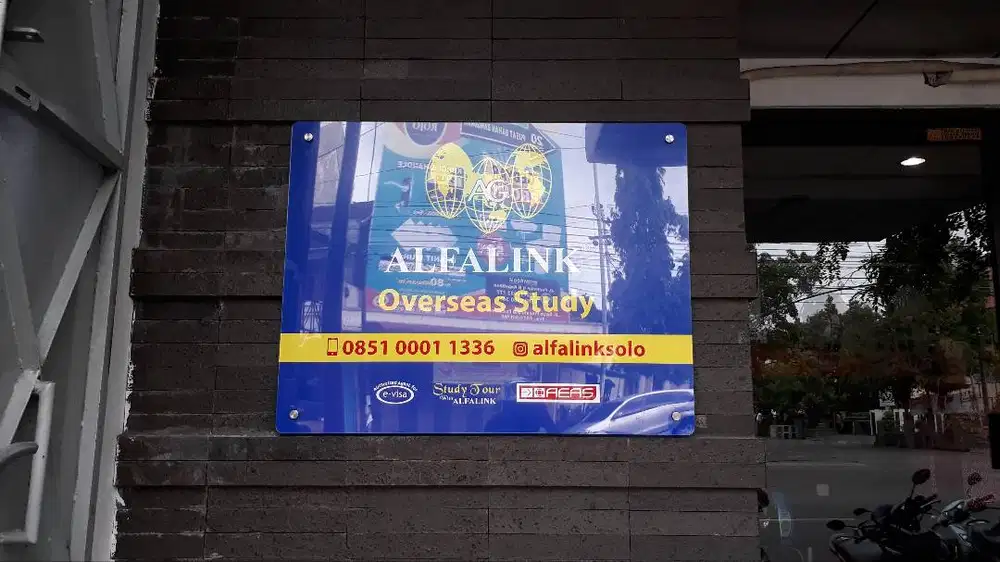 Papan Nama Akrilik Reklame Advertising Neon Box Papannama Huruf Timbul