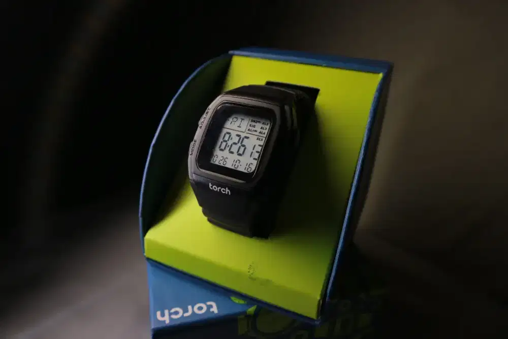 Jam Tangan torch Boxy Like New
