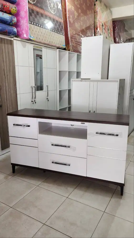 Meja Buffet Rak TV Minimalis 1jutaan