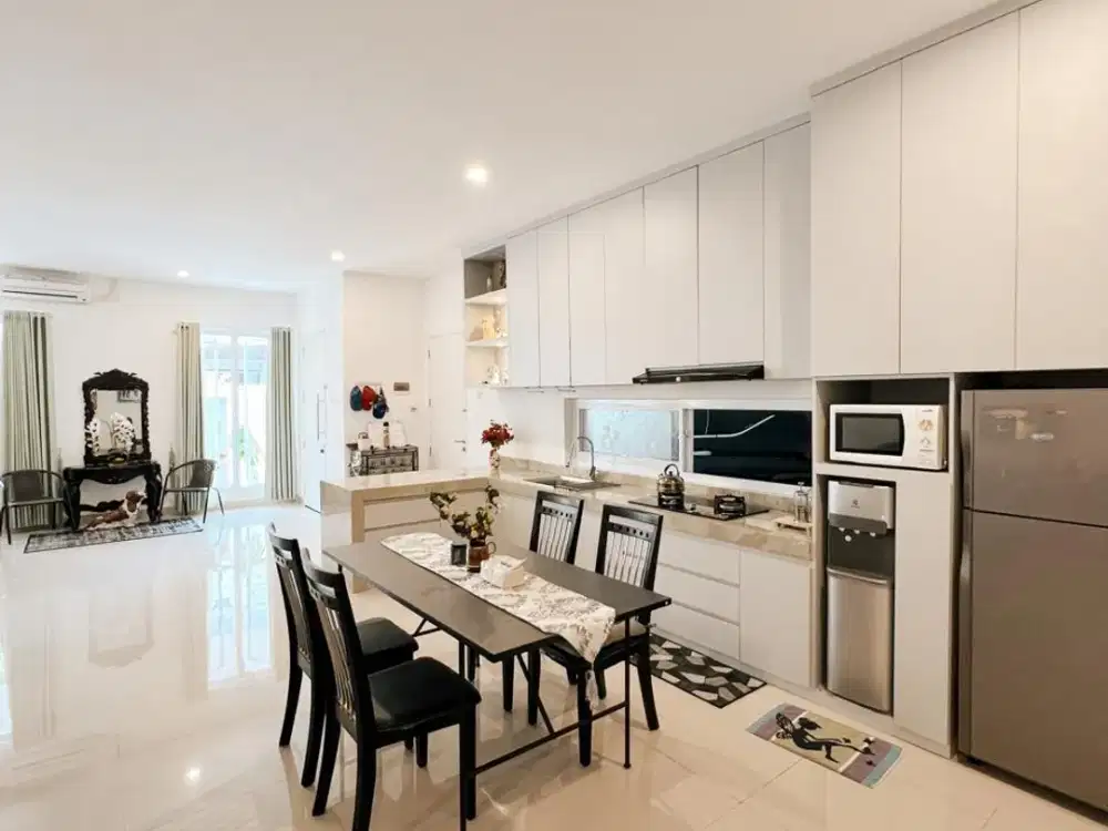 Rumah Dijual Cepat Di Tenggilis Utara, Surabaya