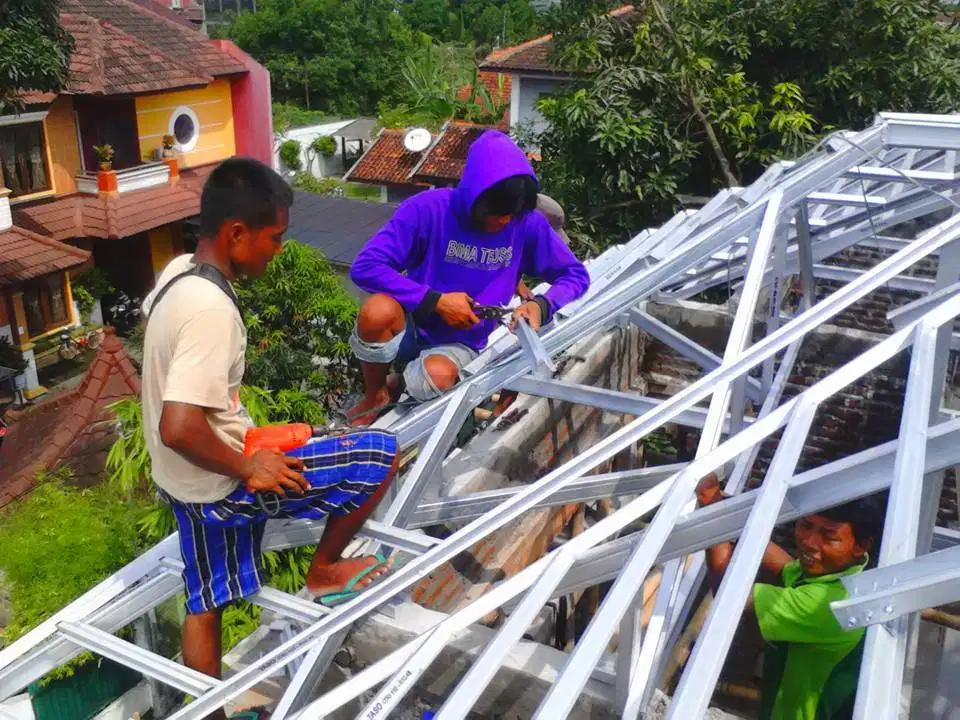 Spesialis Baja Ringannya TASO Pasti Kualitasnya Utk Renovasi Atap