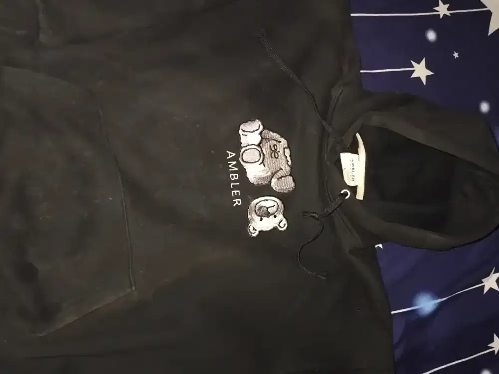 Hoodie Hitam Merk Ambler
