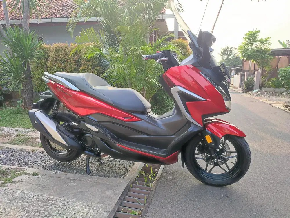 HONDA FORZA 250 ABS TAHUN 2022 KM 8RB