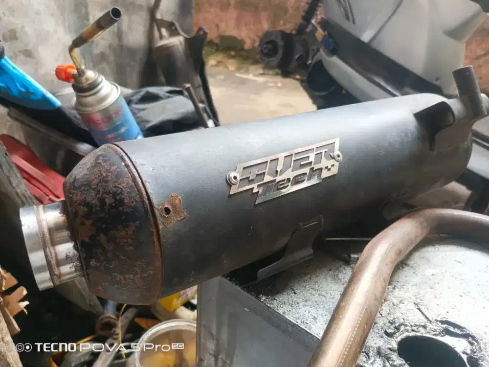 Kenalpot standar racing bekas vario