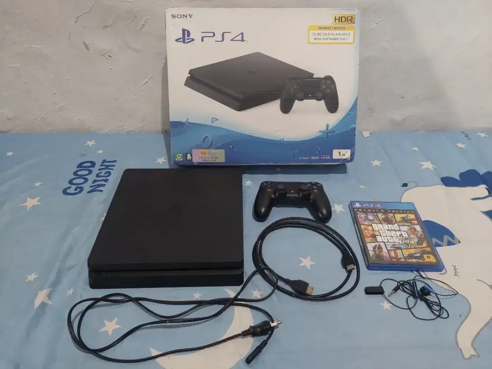 PS4 Slim 1TB CUH-2218B (OFW), Masih segel + Free BD GTAV premium