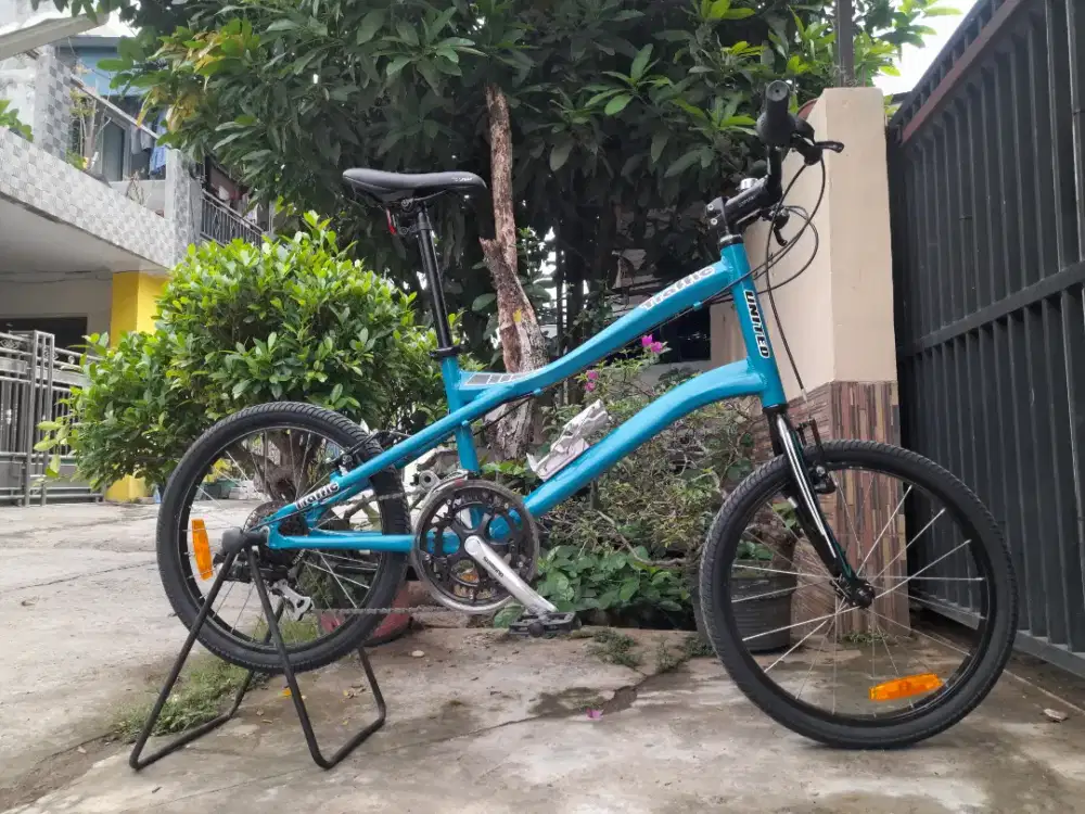 Sepeda ukuran 20 minivelo