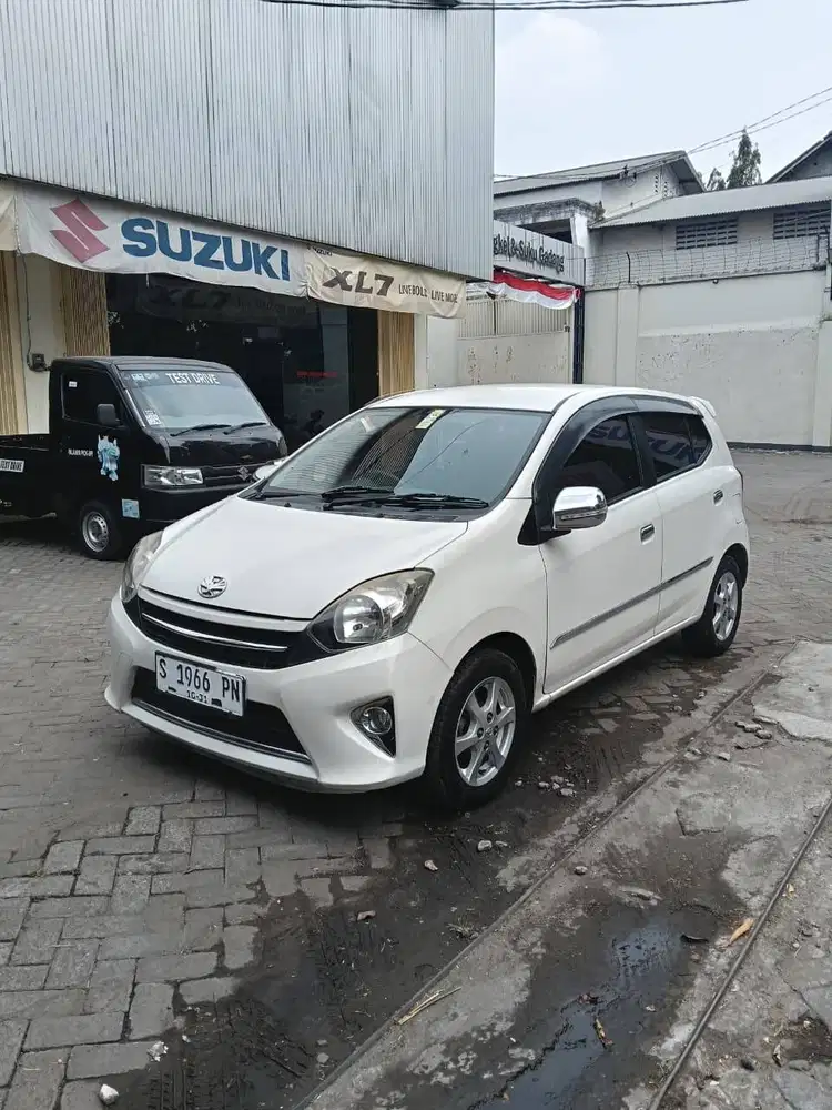 Toyota Agya Putih Favorit KM 60rb [2016]