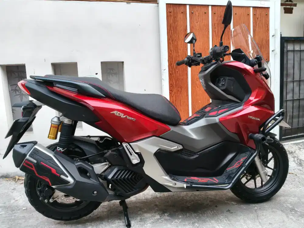 Honda ADV 160 CC 2025 Jarang pakai kilometer rendah 4 RB perak