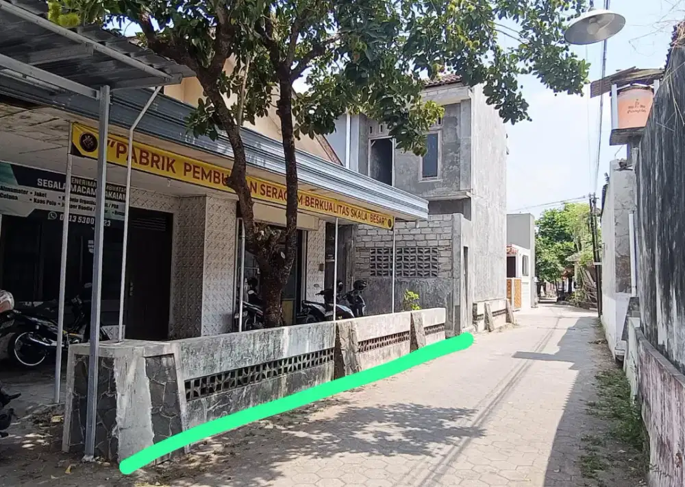 Tanah Murah bonus Rumah dan kost, timur XT Square jl Wonosari km 7