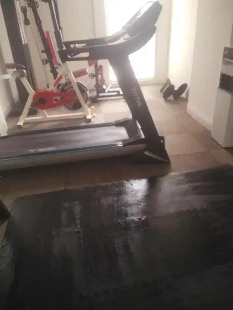 Treadmill merek total