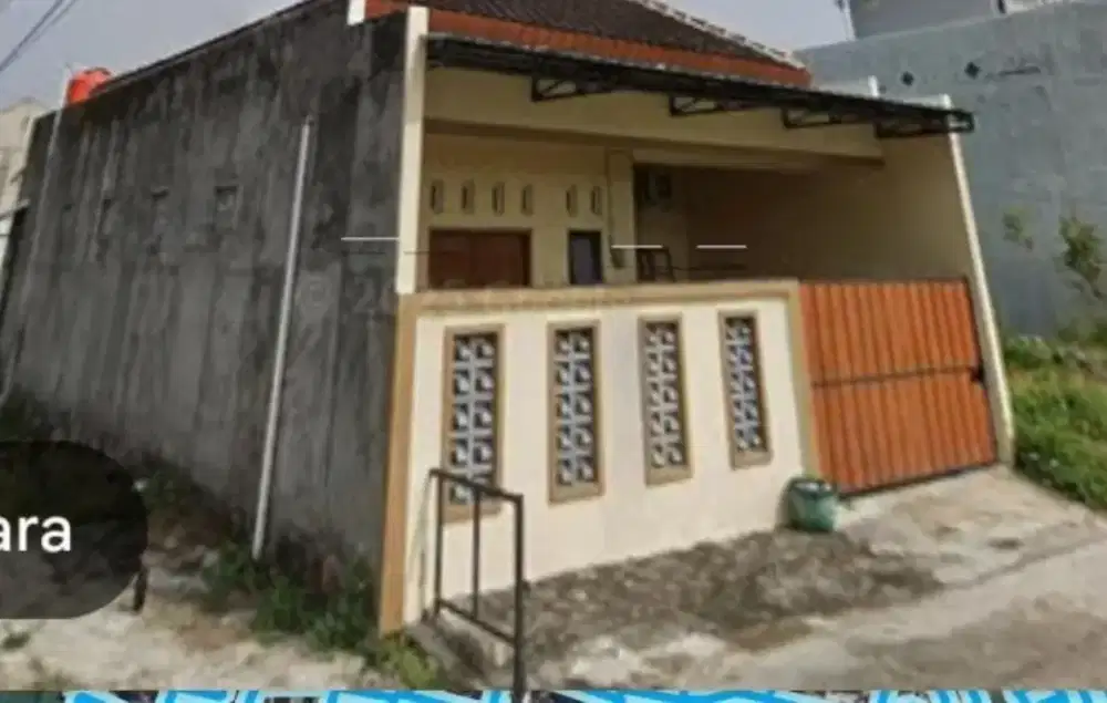 Di jual rumah strategis dekat fasum