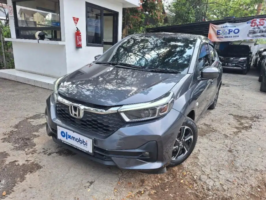 LOW DP Honda Brio Satya 1.2 E Bensin-AT 2024 YCT