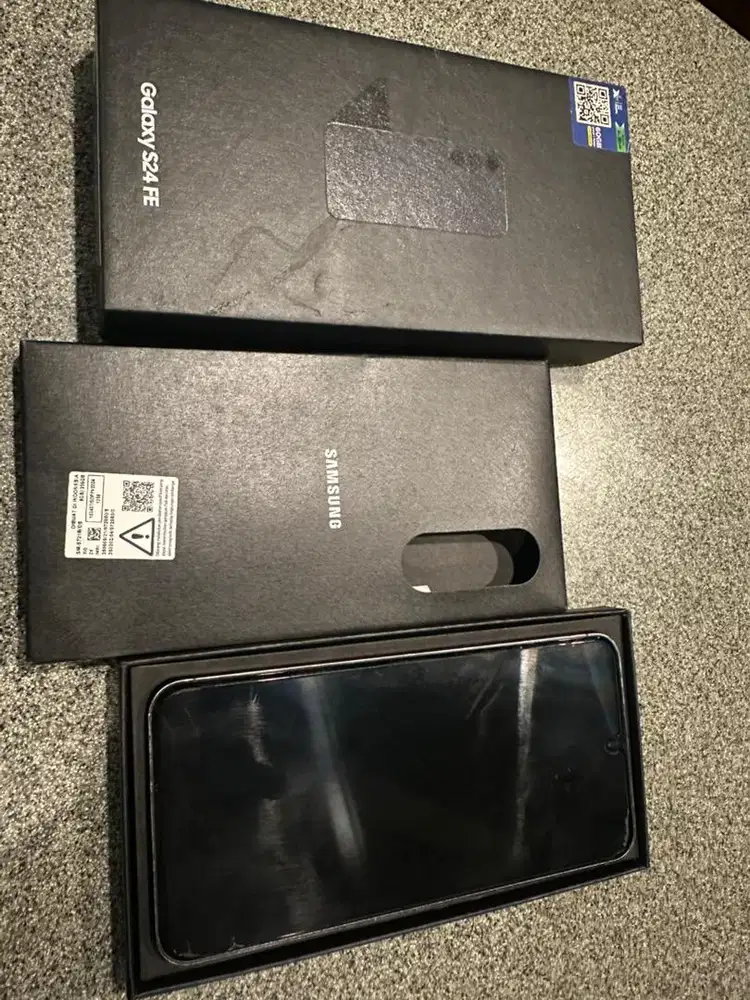 Samsung S24 FE 8/256 (SEIN)
