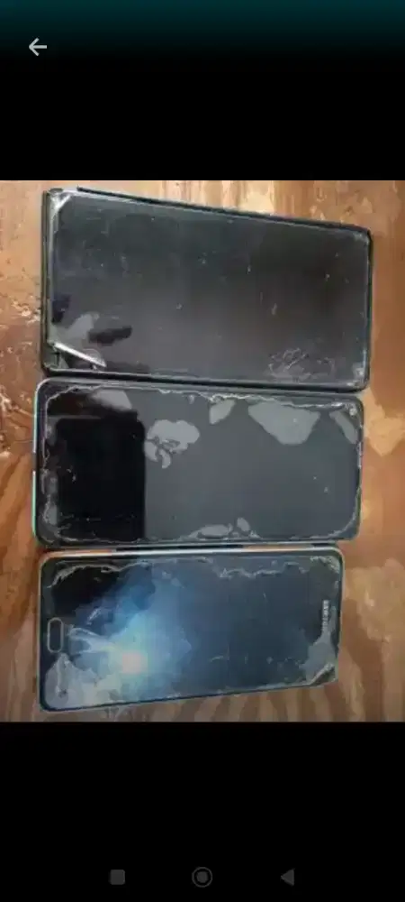 3 unit hp bekas
