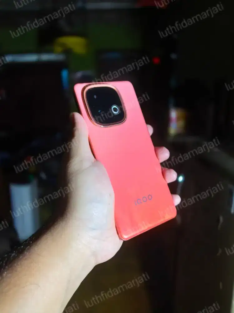 iQOO Neo 10 (16/512)