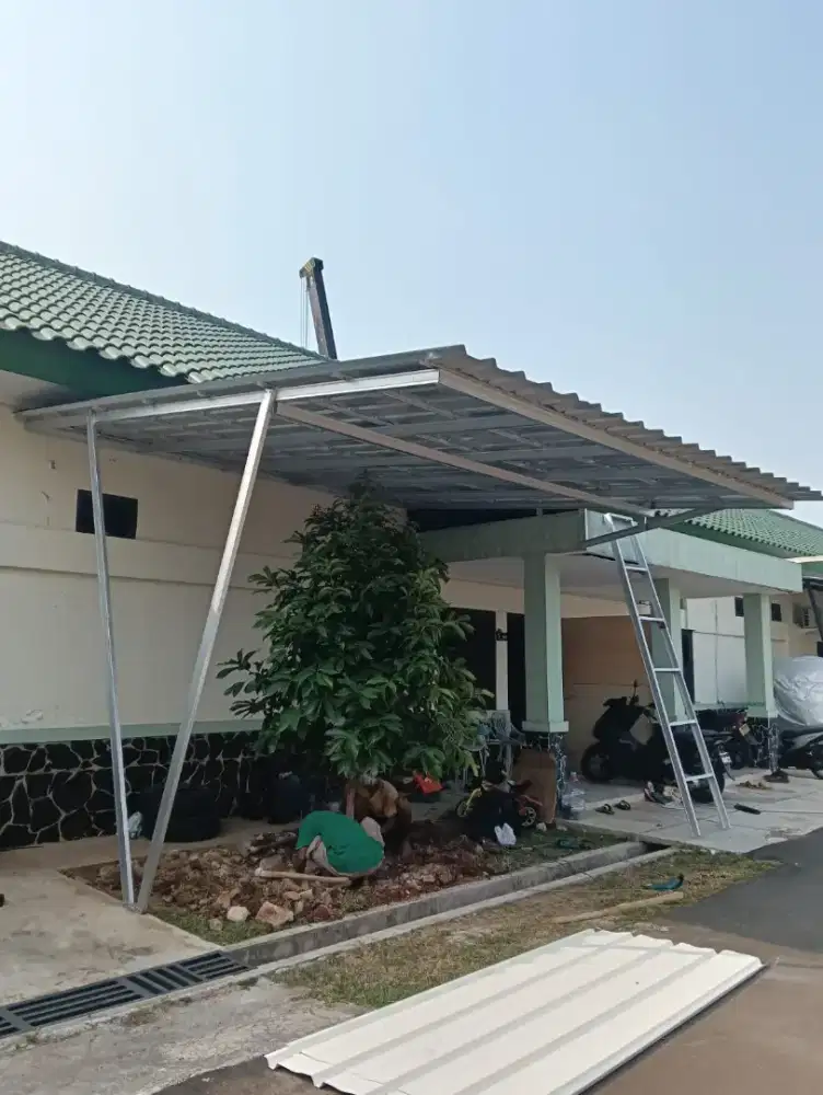 Kanopi rangka baja ringan