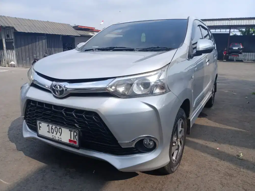 Avanza veloz 1.5 matic 2015