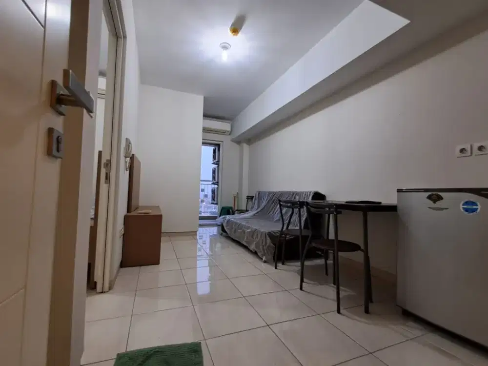 Dijual Apartemen Springlake Summarecon Bekasi, Full Furnished