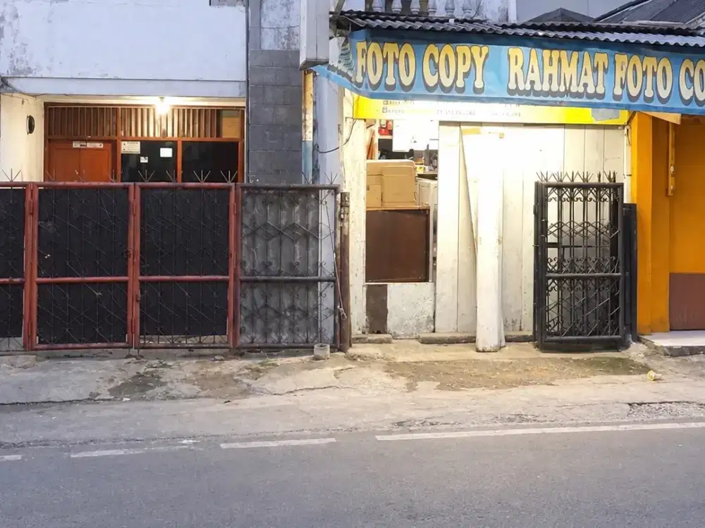 Dijual rumah 2 lantai di jakarta pusat